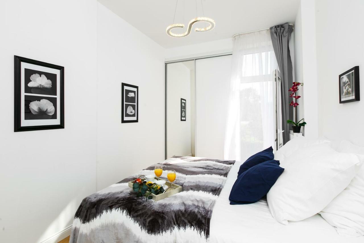 Old Town Cristal Apartment By Otium Cracóvia Exterior foto